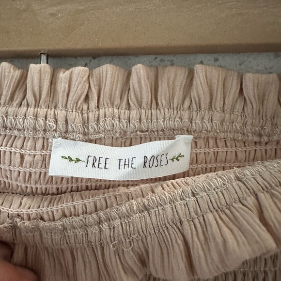 Anthropology - Free the Roses Tan Tiered Mini Skirt Small - NWOT - Picture 3 of 3